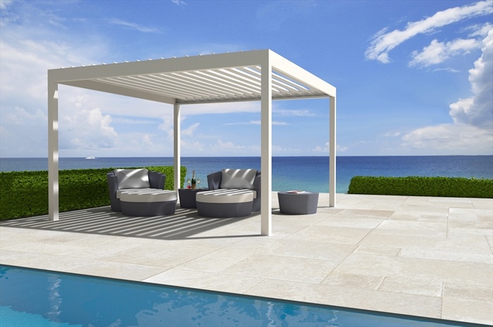 Pérgolas de lamas giratorias Renson Algarve - Construcción (Materiales